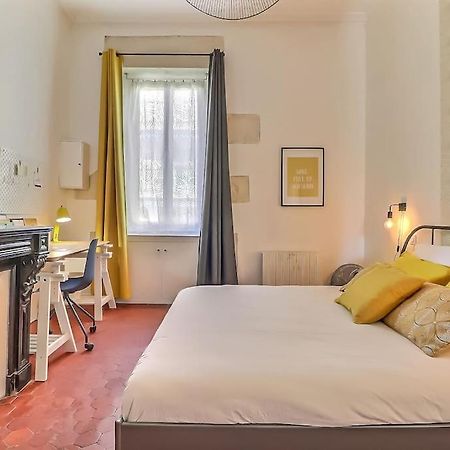 Le Yellow - Central - Climatise Nimes Exterior foto