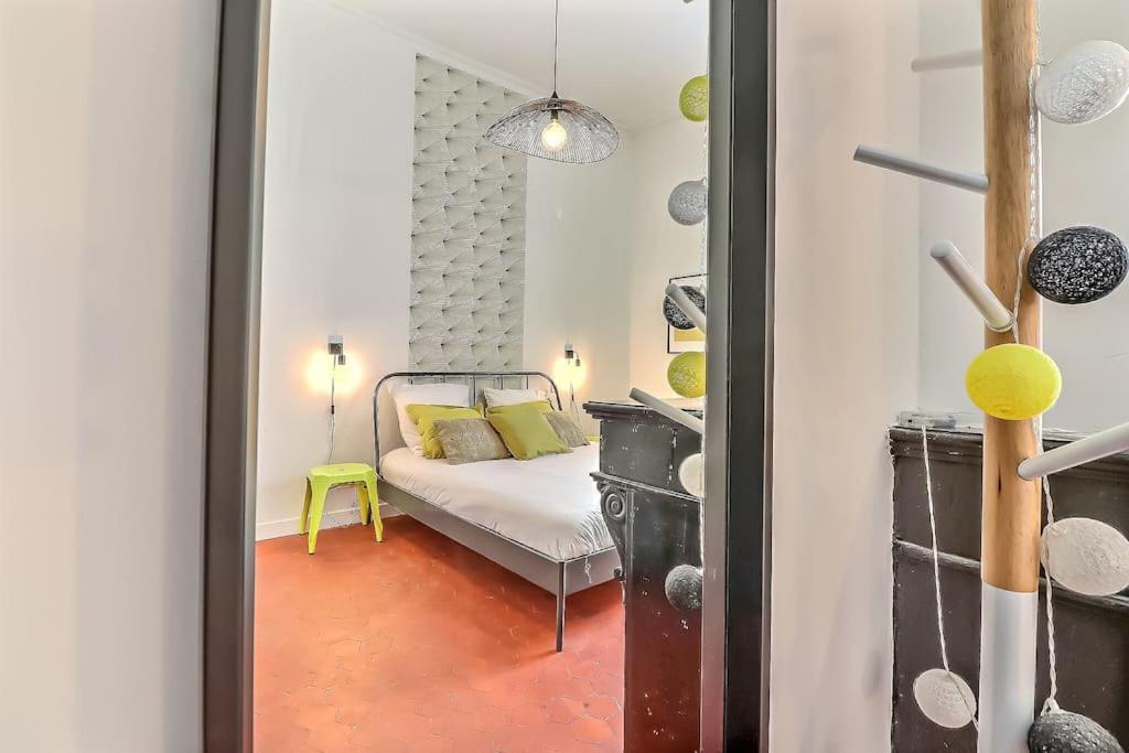 Le Yellow - Central - Climatise Nimes Exterior foto